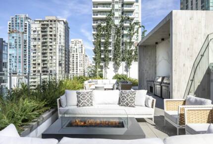 Quintess Collection - The Richards - Vancouver, Canada