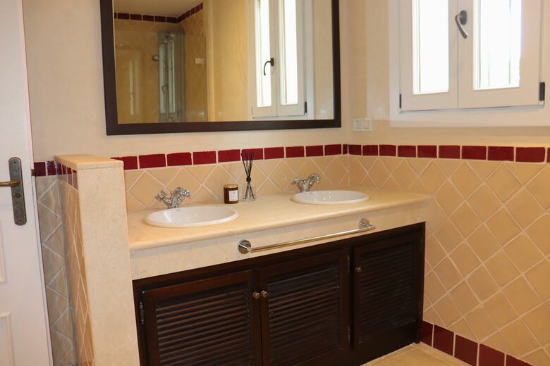 Villa in La Reserva, Sotogrande - Sotogrande, Spain