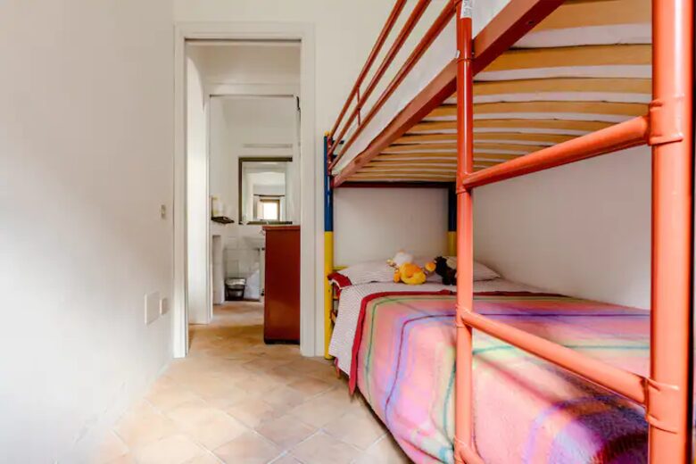 Double Bedroom with bunk beds for kids/teens