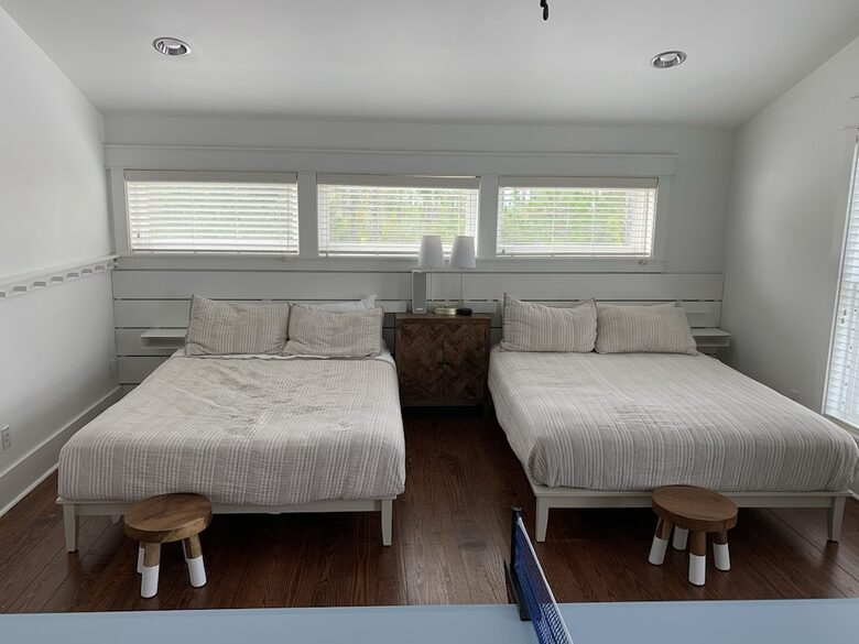 30-A house one mile from beach and Seaside - Seagrove Beach, Florida