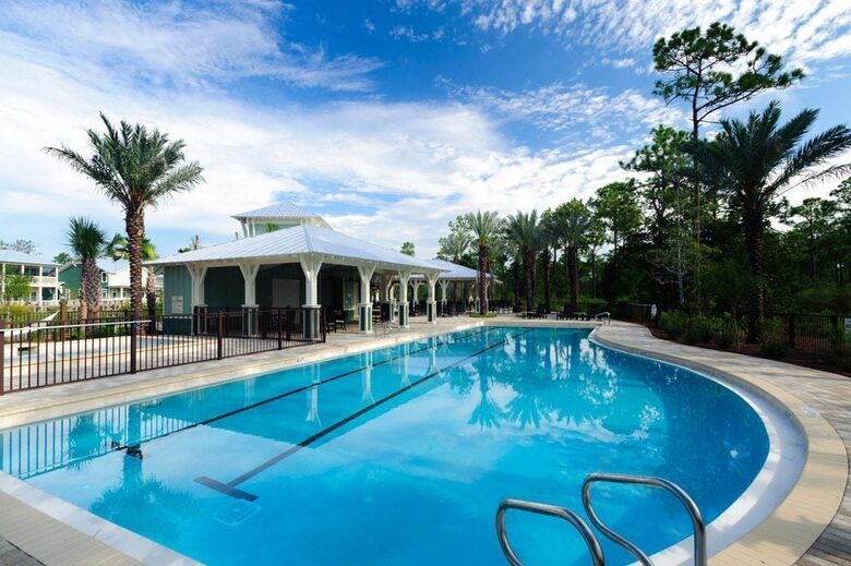 30-A house one mile from beach and Seaside - Seagrove Beach, Florida
