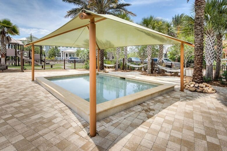 30-A house one mile from beach and Seaside - Seagrove Beach, Florida