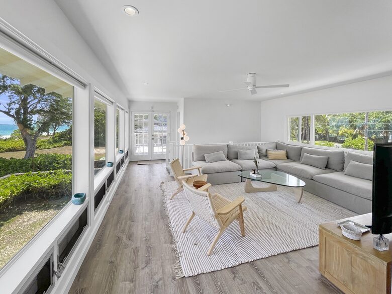 Hale Waimanalo | Oceanfront with private beach - Waimanalo, Hawaii