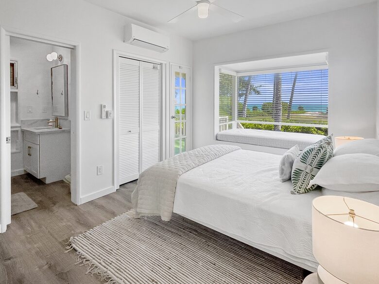 Hale Waimanalo | Oceanfront with private beach - Waimanalo, Hawaii