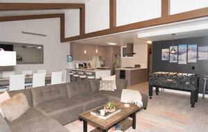 Park City Paradise | with hot tub, indoor sauna, & walking distance of lifts - Park City, Utah