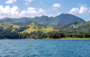 Lake & Volcano Vista Retreat - Tilaran, Costa Rica