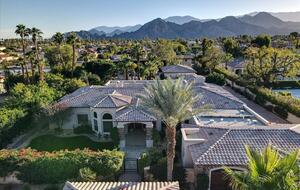 Palm Desert Tropical Estate Loaded with Amenities - Palm Desert, California