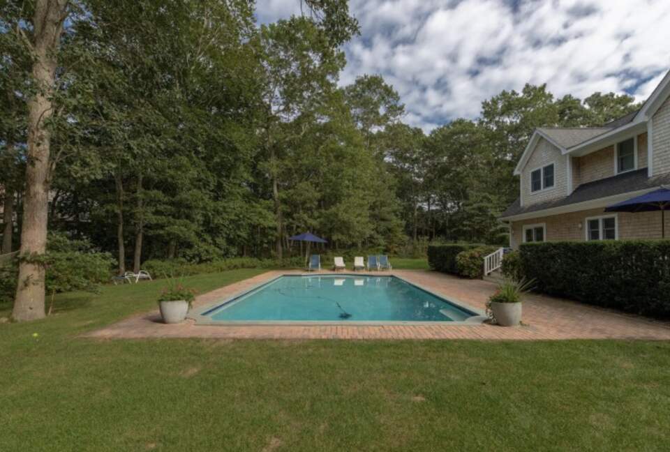 Hamptons Hideaway | Close to East Hampton Village and Beaches - East Hampton, New York