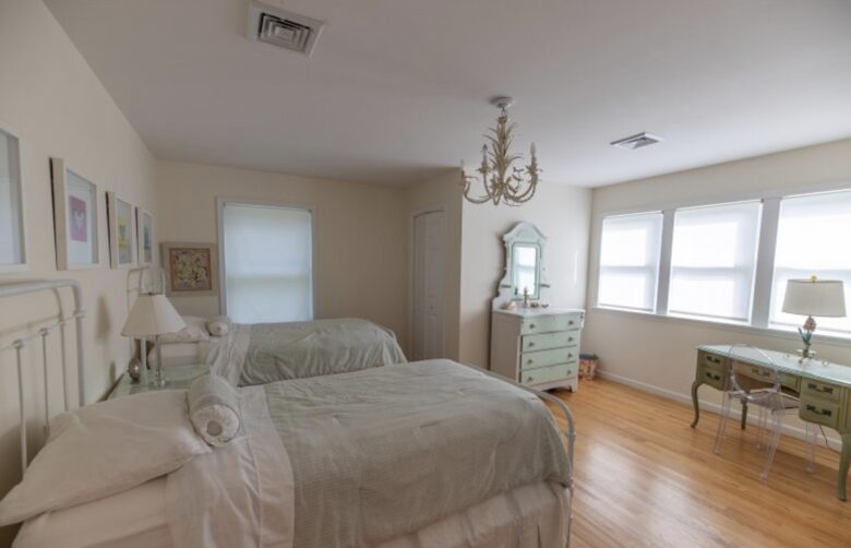 Hamptons Hideaway | Close to East Hampton Village and Beaches - East Hampton, New York
