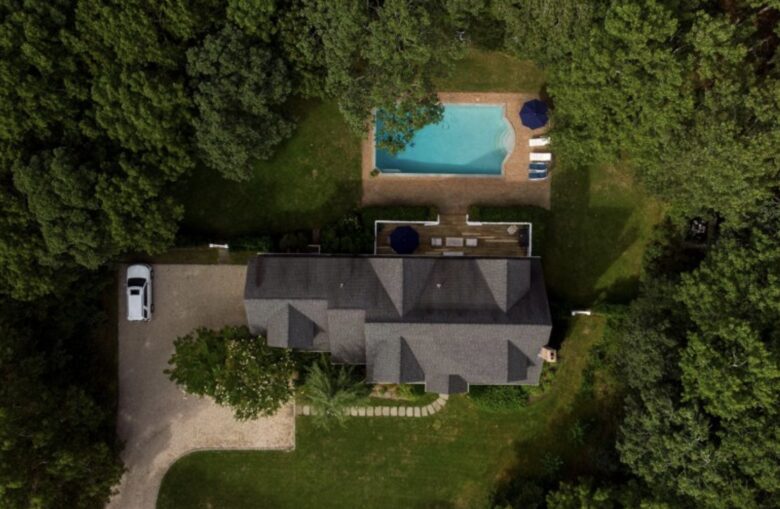 Hamptons Hideaway | Close to East Hampton Village and Beaches - East Hampton, New York