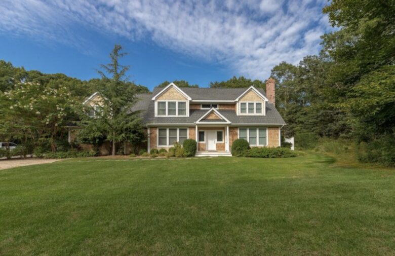 Hamptons Hideaway | Close to East Hampton Village and Beaches - East Hampton, New York