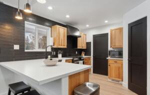 Whitefish 4-Acre Getaway | Hot Tub | Big Mountain Views - Whitefish, Montana