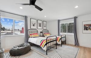 Whitefish 4-Acre Getaway | Hot Tub | Big Mountain Views - Whitefish, Montana