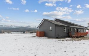 Whitefish 4-Acre Getaway | Hot Tub | Big Mountain Views - Whitefish, Montana