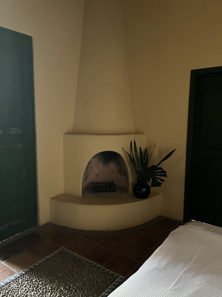 Modern Mexican | Meditarrean style with a Pickleball court, outdoor activities & near cultural sites - Malinalco, Mexico