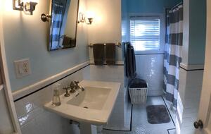 Travis Heights Charming Gem - Austin, Texas
