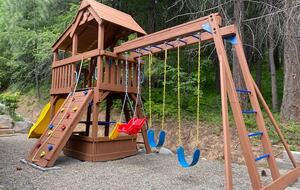 Family Friendly Cabin just 5 mins drive to Suncadia resort, 25 mins drive to Snoqualmie for skiing - Ronald, Washington