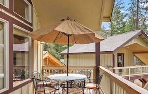Family Friendly Cabin just 5 mins drive to Suncadia resort, 25 mins drive to Snoqualmie for skiing - Ronald, Washington
