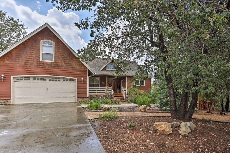 Rustic Mountain Retreat | Near Big Bear Lake! - Big Bear Lake, California