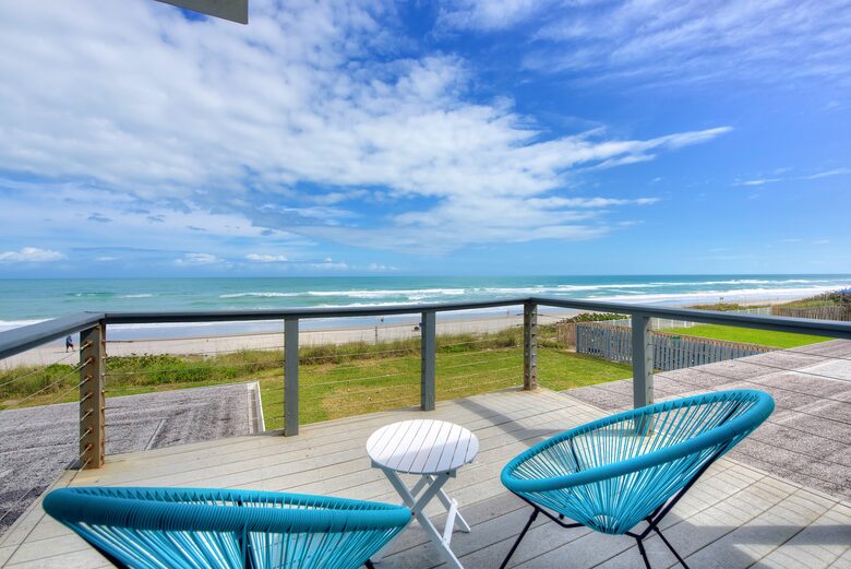 Oceanfront Estate in the Space Coast w/heated pool and 2 villas - Indialantic, Florida