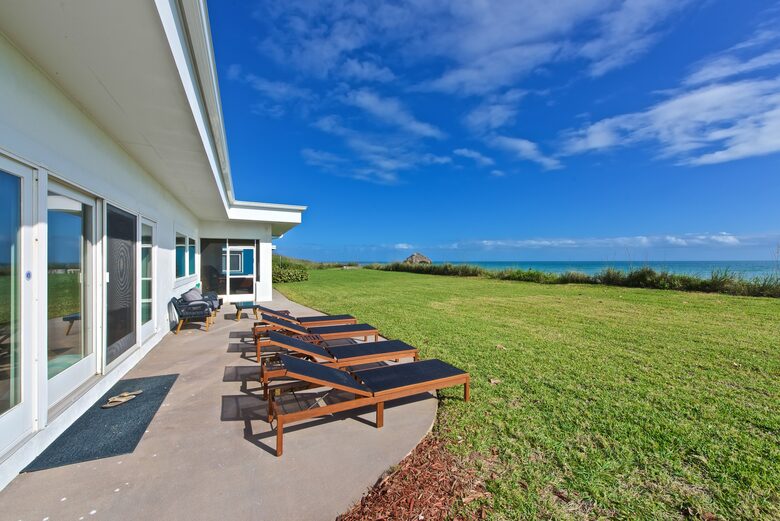 Oceanfront Estate in the Space Coast w/heated pool and 2 villas - Indialantic, Florida