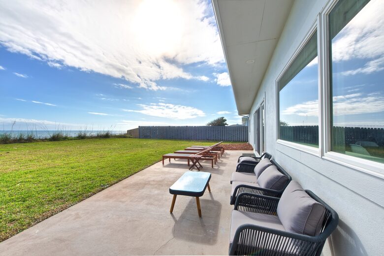 Oceanfront Estate in the Space Coast w/heated pool and 2 villas - Indialantic, Florida