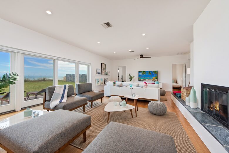 Oceanfront Estate in the Space Coast w/heated pool and 2 villas - Indialantic, Florida