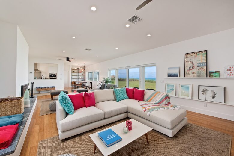 Oceanfront Estate in the Space Coast w/heated pool and 2 villas - Indialantic, Florida