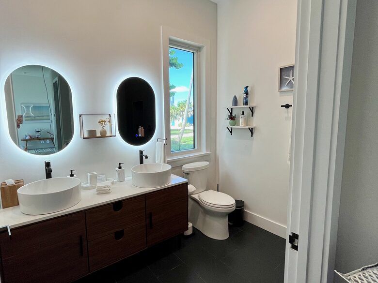 Oceanfront Estate in the Space Coast w/heated pool and 2 villas - Indialantic, Florida