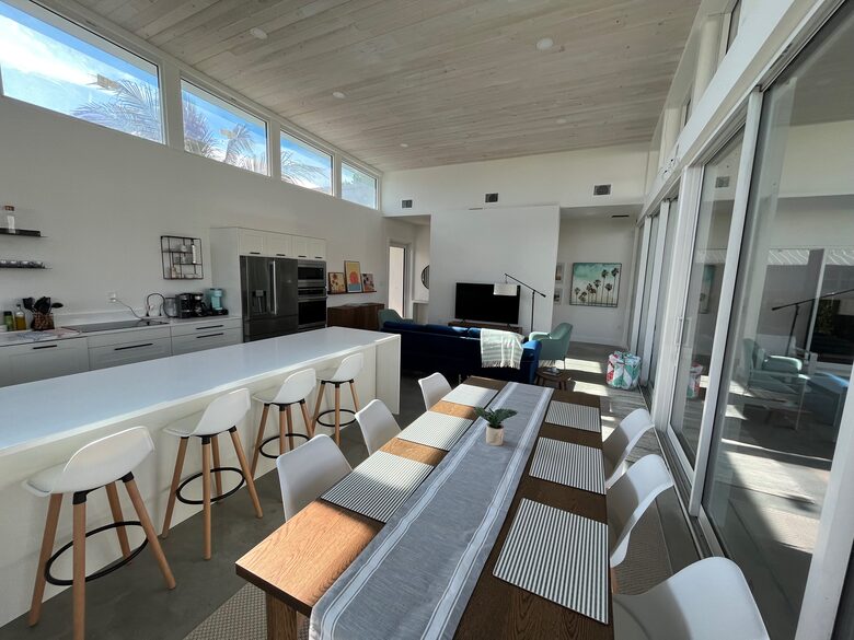 Oceanfront Estate in the Space Coast w/heated pool and 2 villas - Indialantic, Florida