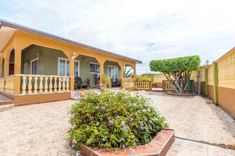 Cadushi Cove | With a Resort-style Pool - Santa Cruz, Aruba