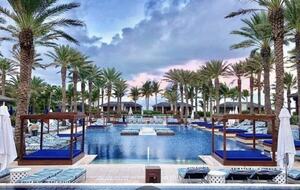 The Cane adult pool for Cove and Reef guests only.