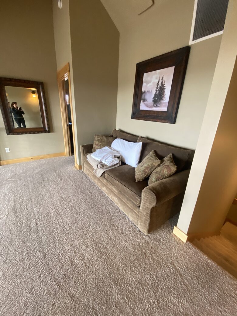 Sage Canyon Luxury 2BR Cabin - Powell Butte, Oregon