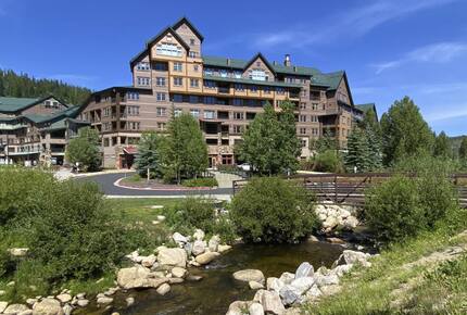 Zephyr Mountain Lodge Summer