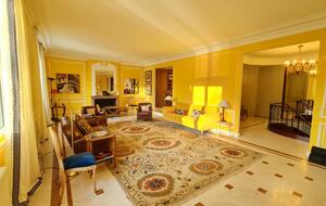 Elegant Family Home - Paris, France