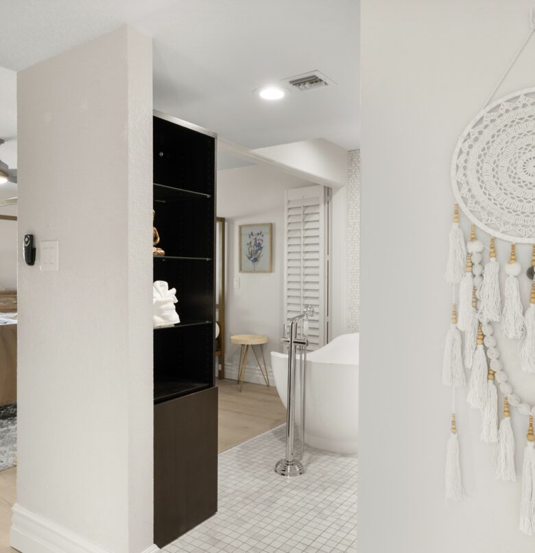 Old Town Scottsdale Gated Retreat | With Pool, Tennis, Walk to Fashion Square - Scottsdale, Arizona