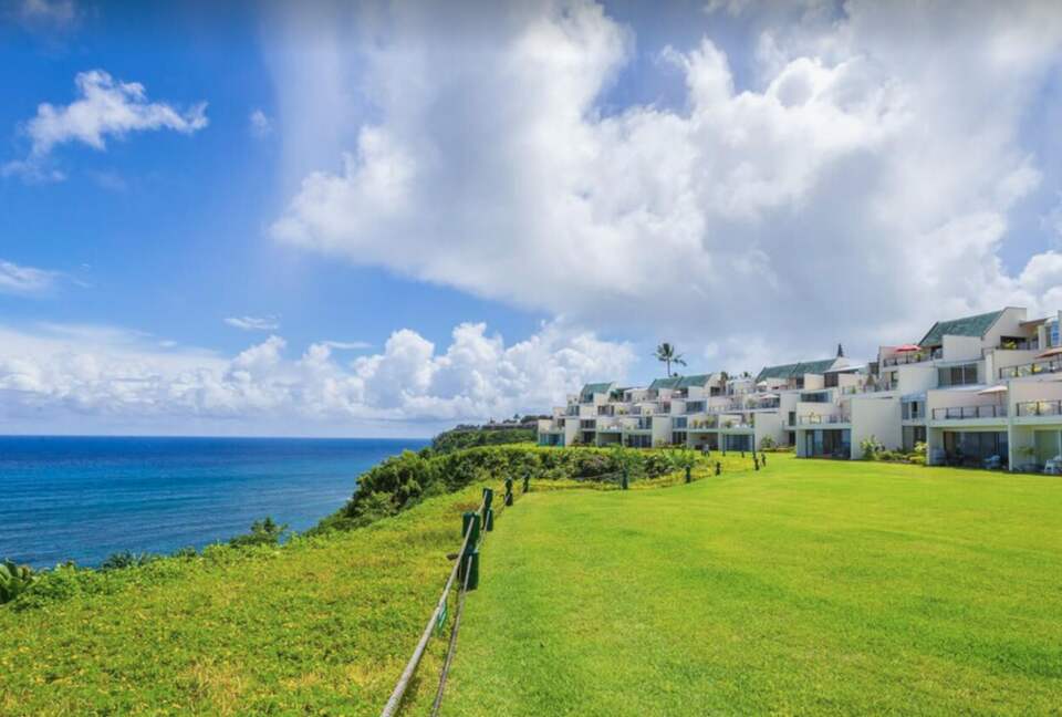 Puu Poa Luxurious Oceanfront Condo - Princeville, Hawaii