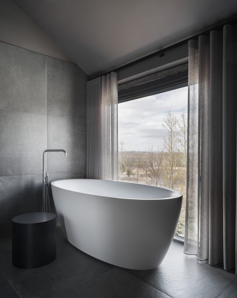 Sauna/bathtub