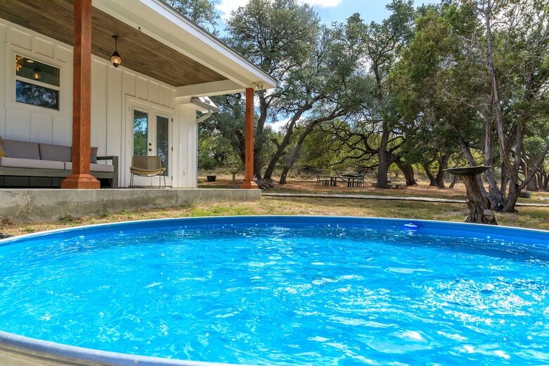 12 Acre Designer Farmhouse in TX Wine Country! - Stonewall, Texas