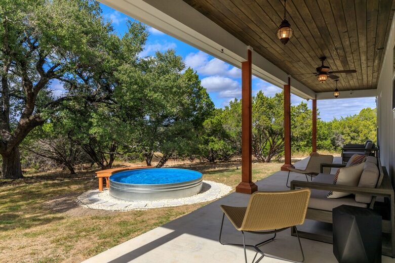 12 Acre Designer Farmhouse in TX Wine Country! - Stonewall, Texas