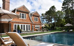 Southampton Masterpiece with a Pool + Sauna - Southampton, New York