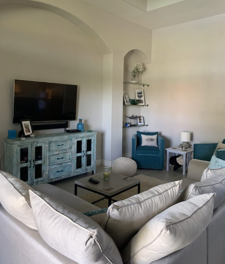 Modern Bungalow with Private Pool in a Luxury Resort Style Community - Fort Myers, Florida