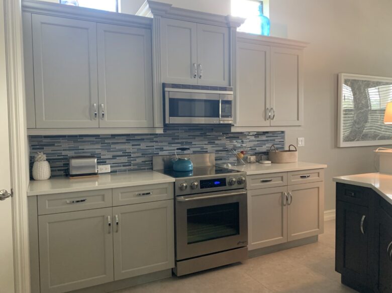 Modern Bungalow with Private Pool in a Luxury Resort Style Community - Fort Myers, Florida