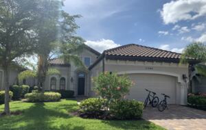 Modern Bungalow with Private Pool in a Luxury Resort Style Community - Fort Myers, Florida