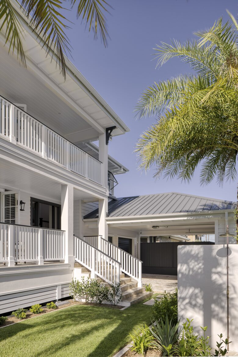 Luana - Gold Coast, Australia