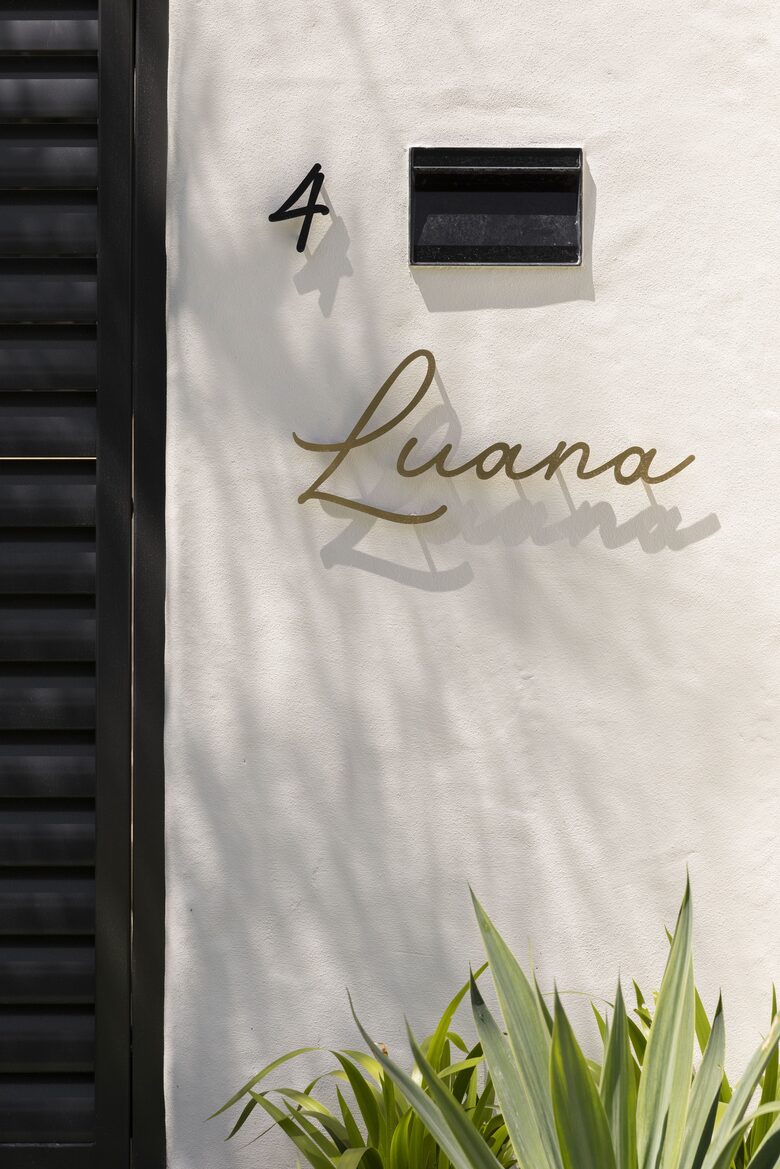 Luana - Gold Coast, Australia