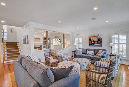 Endless Summer | With Huge Pool & Spa - Isle of Palms, South Carolina