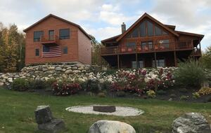 All-American Mountain Ski House | With a hot tub, wrap around deck, and panoramic views! - Madison, New Hampshire