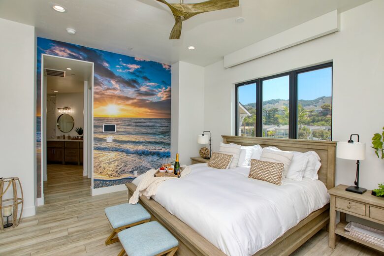 Cobbo's Beach House | With hot tubs, views, and just steps to the beach! - Avila Beach, California