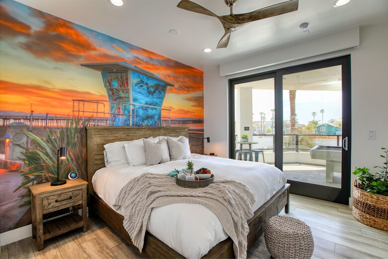 Cobbo's Beach House | With hot tubs, views, and just steps to the beach! - Avila Beach, California